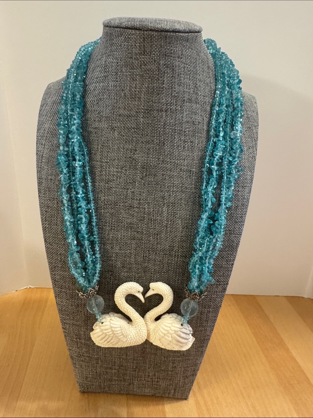 New Amy Kahn Russell swan pair pendant w/blue apatite beads & sterling necklace